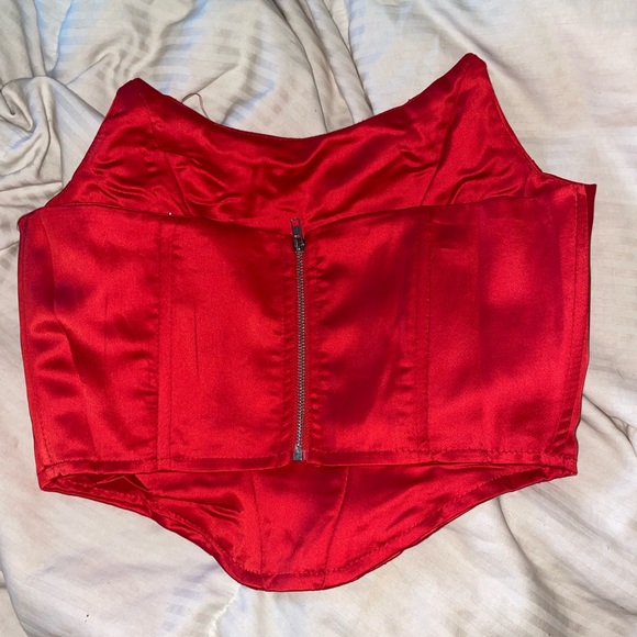 Red satin corset top - Picture 3 of 3